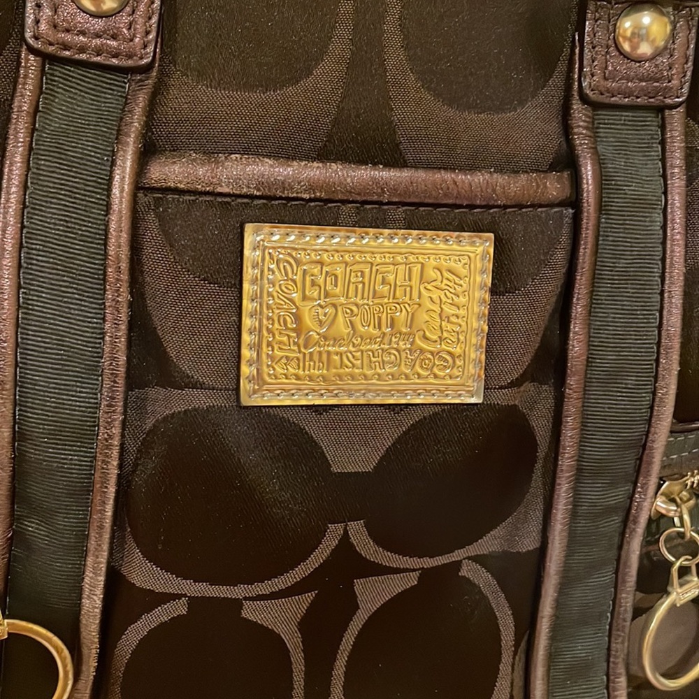 Authentic Coach non leather Poppy Bag! ✨♥️😘